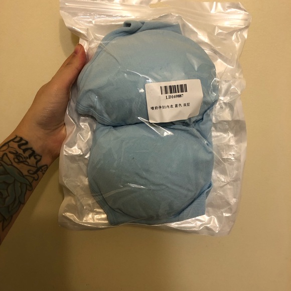 NWT Nursing bra with push up add on wireless - Picture 3 of 14